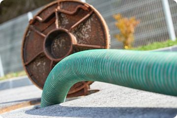 Air vs. Hydro Excavation: What's Best for Your Property? Air vs. Hydro Excavation: What's Best for Your Property?